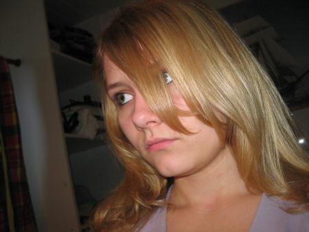 sophie (alias:ptit cul blanc)!!!